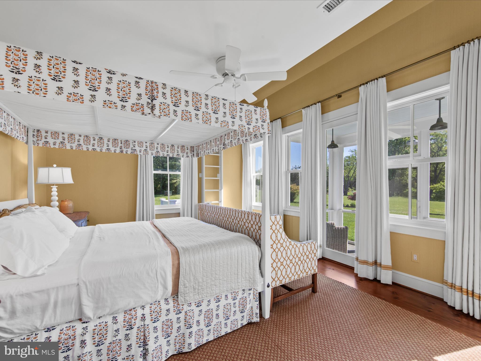 27753 Villa Road Easton, MD 21601 - Photo 23 of 46 Main level suite