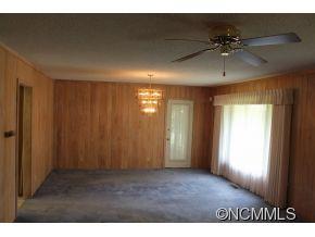 1394 Skyuka Road Columbus, NC 28722 - Photo 11 of 24 Gallery Image 11