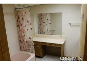 1394 Skyuka Road Columbus, NC 28722 - Photo 23 of 24 Gallery Image 23