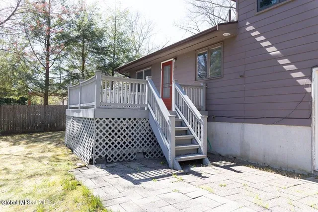 $4,000 | 17 Cedarwood Drive, Queensbury, NY 12804