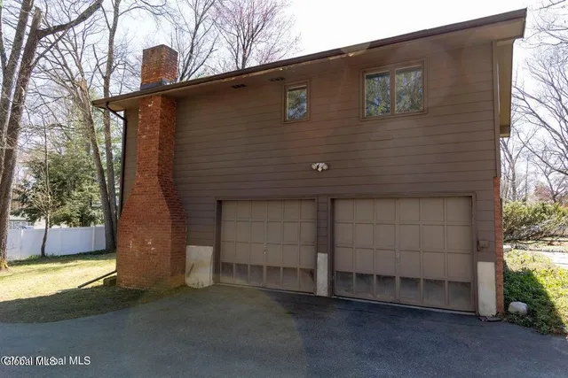 $4,000 | 17 Cedarwood Drive, Queensbury, NY 12804