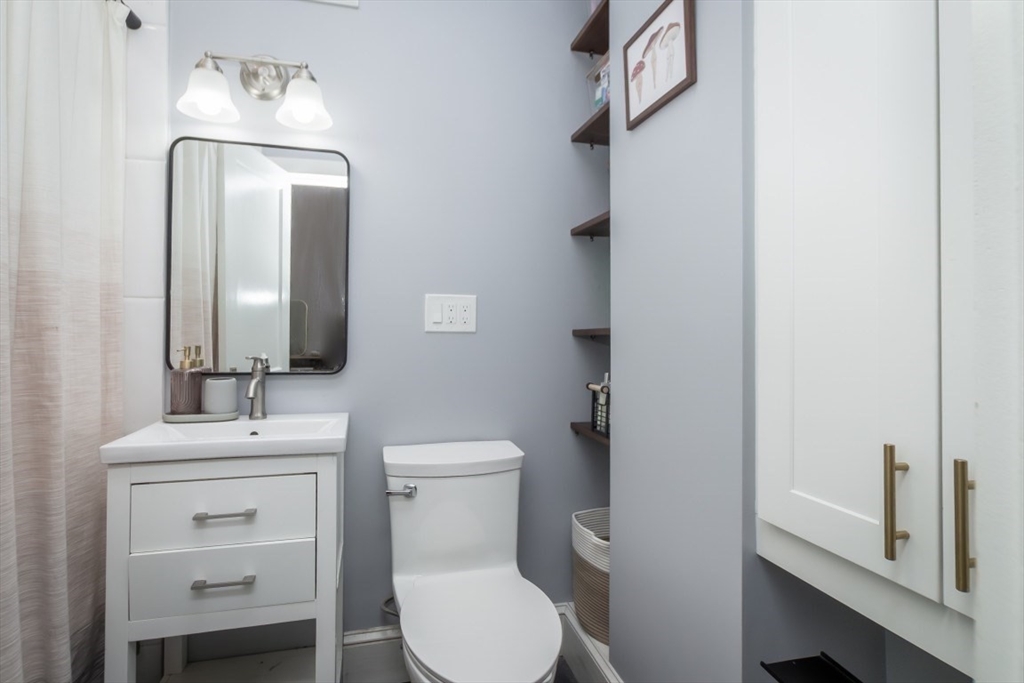 354 North Main Street, Unit 213 Andover, MA 01810 - Photo 14 of 21