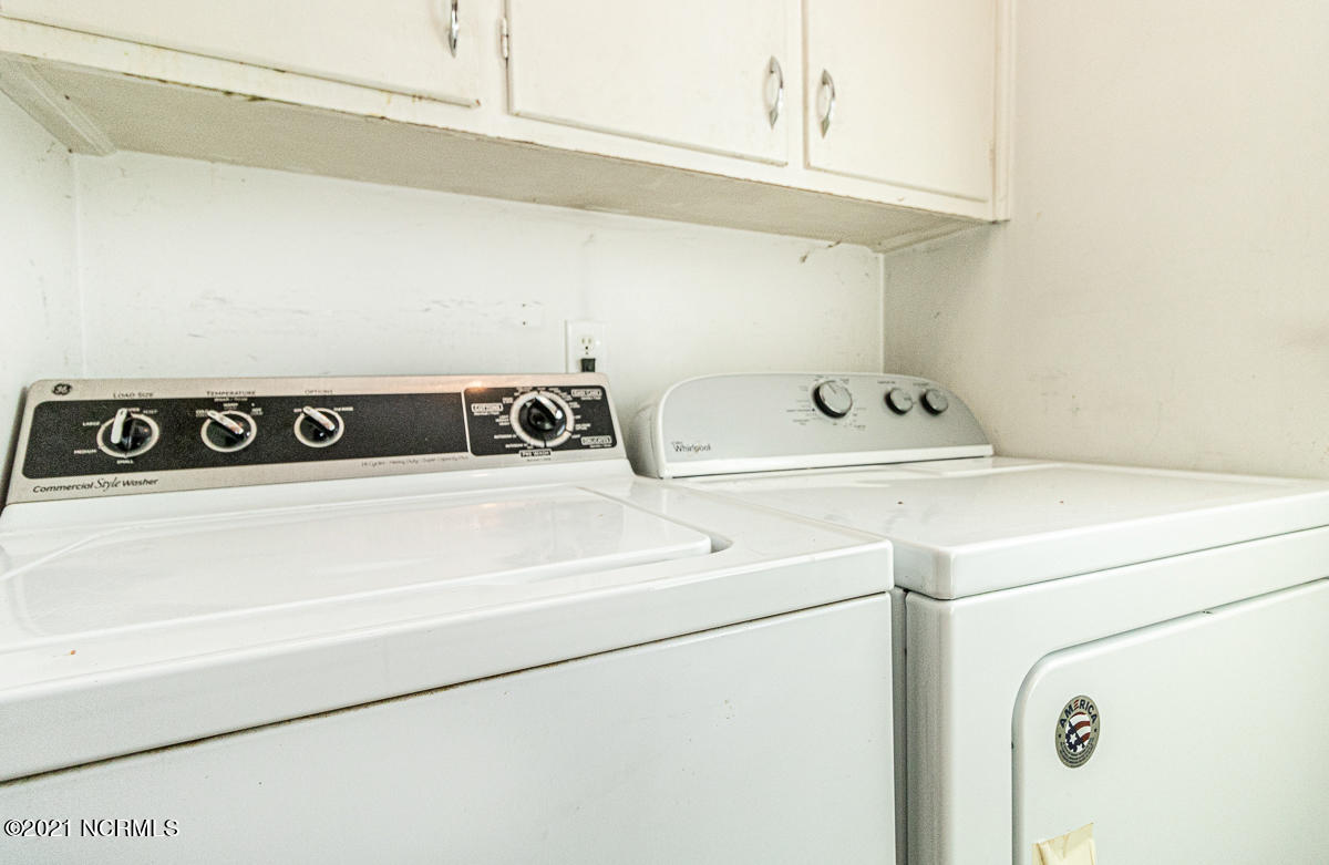 7114 Shallingtons Mill Road Macclesfield, NC 27852 - Photo 15 of 41 Separate Laundry Room