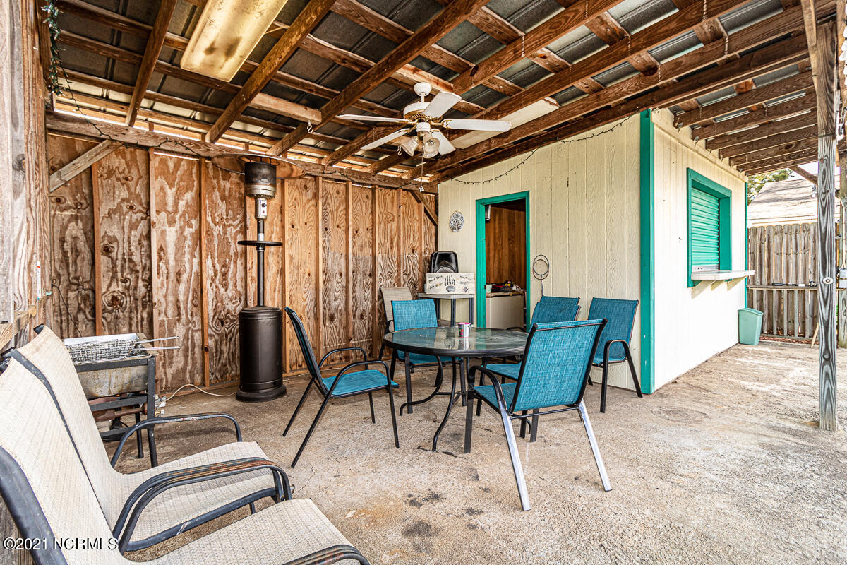 7114 Shallingtons Mill Road Macclesfield, NC 27852 - Photo 29 of 41 Tiki Bar w/ Roll-Up Window