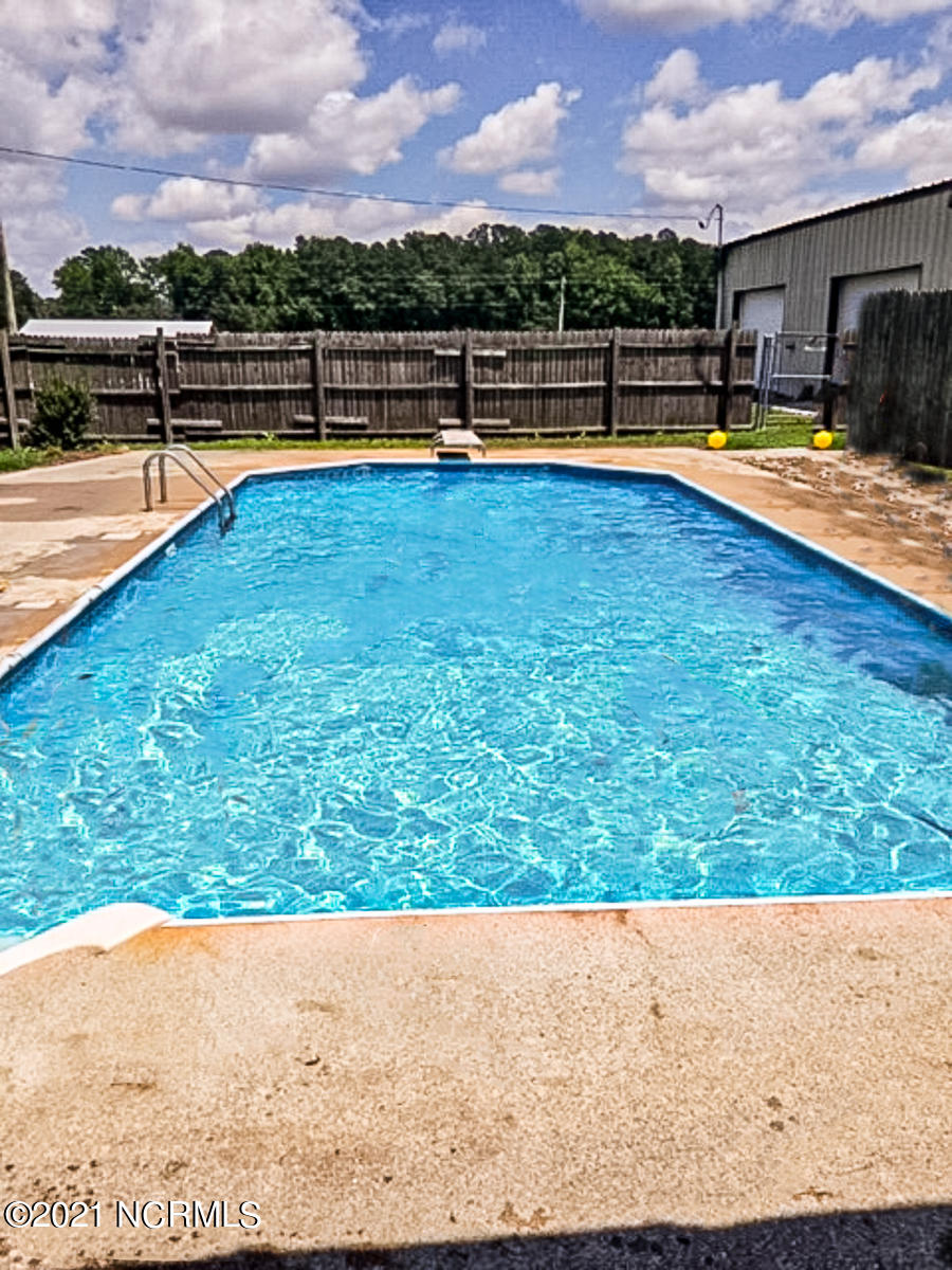 7114 Shallingtons Mill Road Macclesfield, NC 27852 - Photo 33 of 41 Pool View