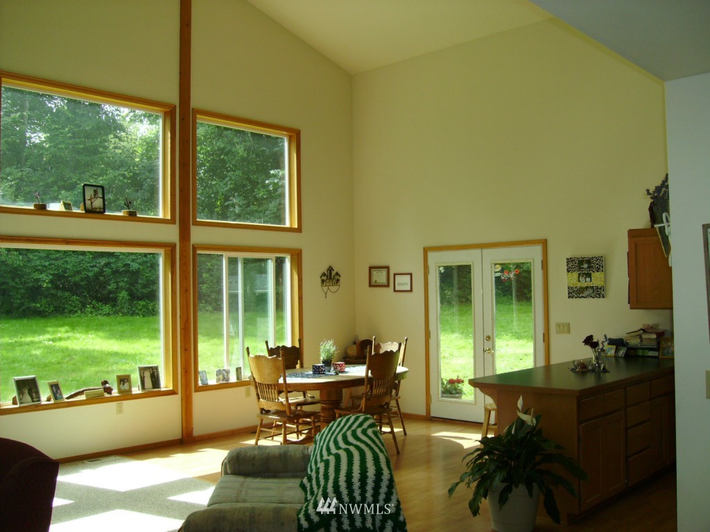182 Rife Road Port Angeles, WA 98363 - Photo 3 of 12 Gallery Image 3