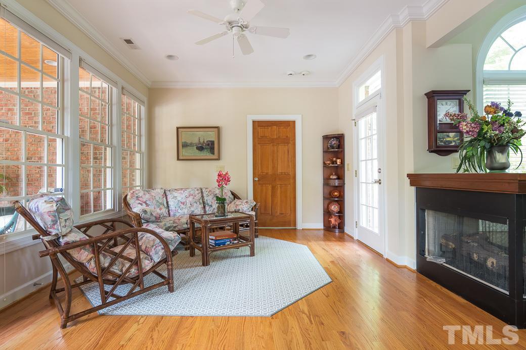 317 Northchester Way Raleigh, NC 27614 - Photo 9 of 25 Gallery Image 9
