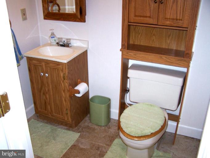 4175 Wine Road Westminster, MD 21158 - Photo 4 of 28 Half Bath