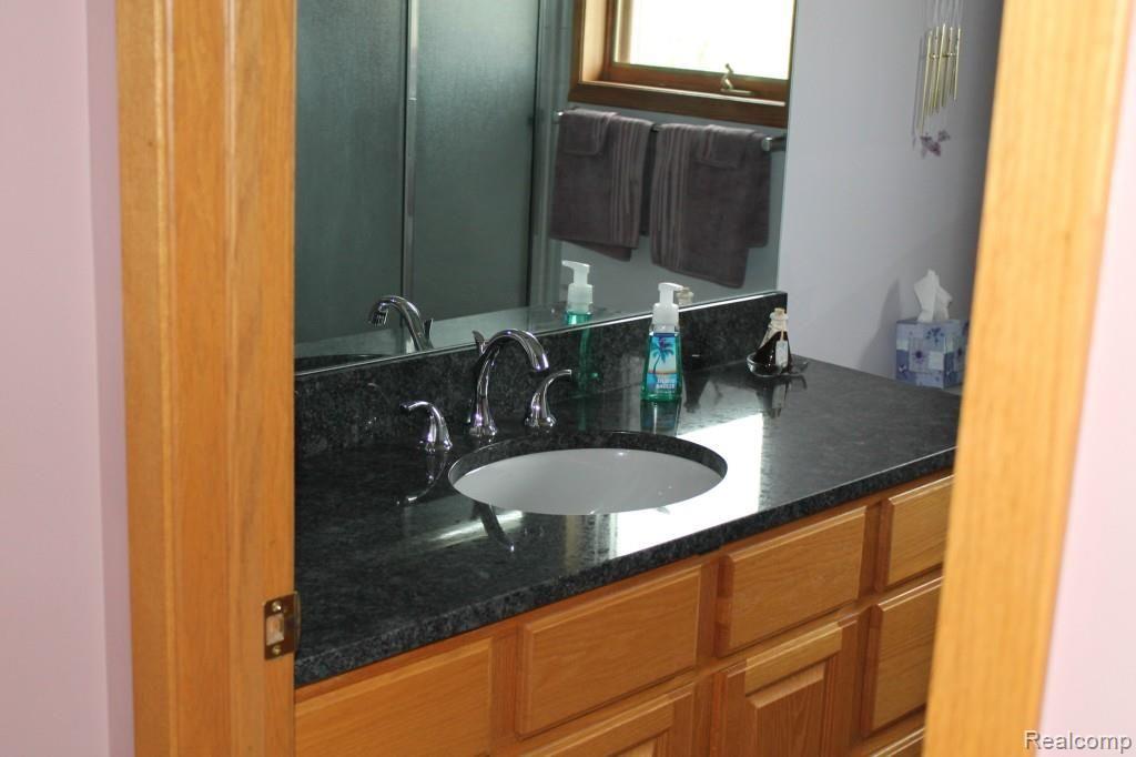 6475 Brendel Road White Lake, MI 48383 - Photo 23 of 53 009.jpg