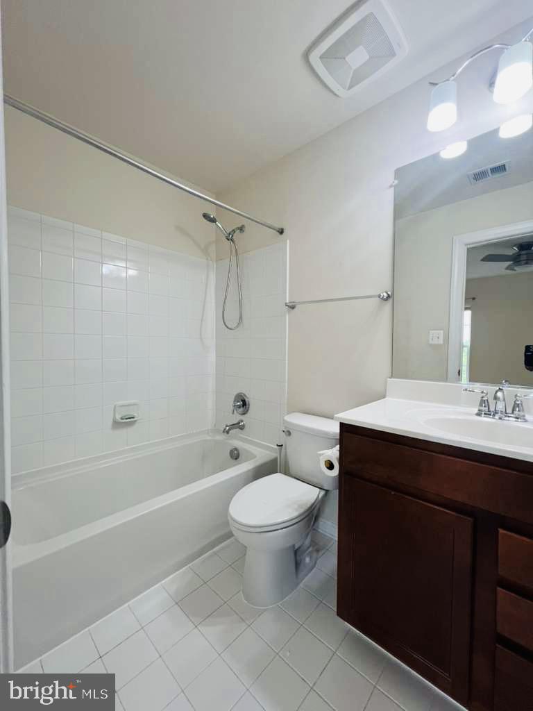 7440 Riding Meadow Way Manassas, VA 20111 - Photo 17 of 24 Gallery Image 17