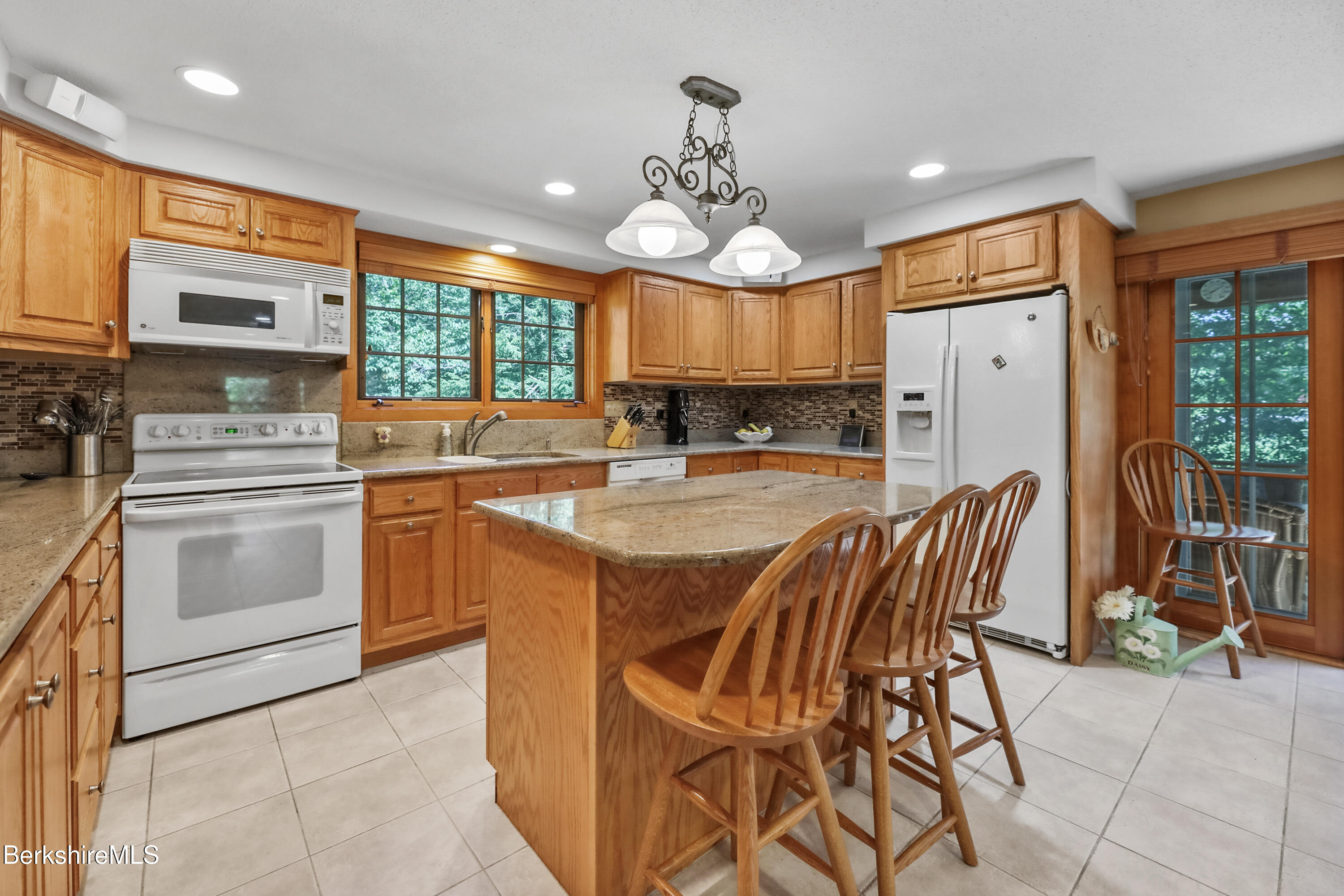 236 Ridge Avenue Otis, MA 01029 - Photo 41 of 68 37-Kitchen