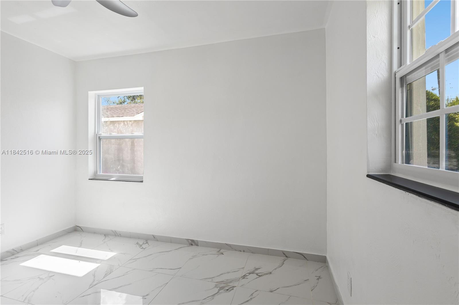 306 Modest Street Lakeland, FL 33805 - Photo 11 of 16