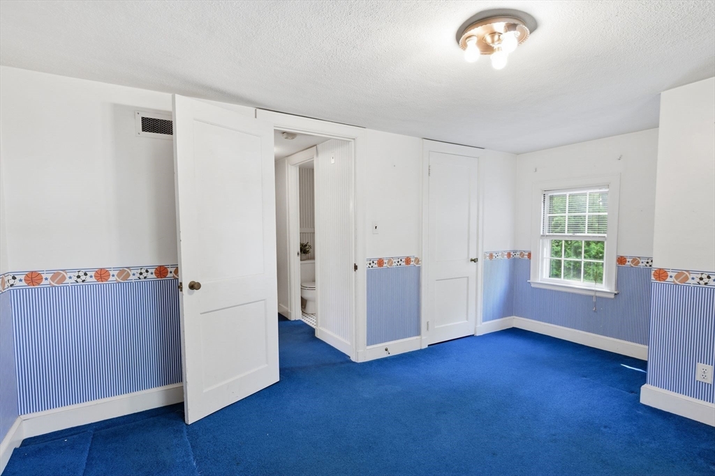 38 Oxford Road Longmeadow, MA 01106 - Photo 31 of 42