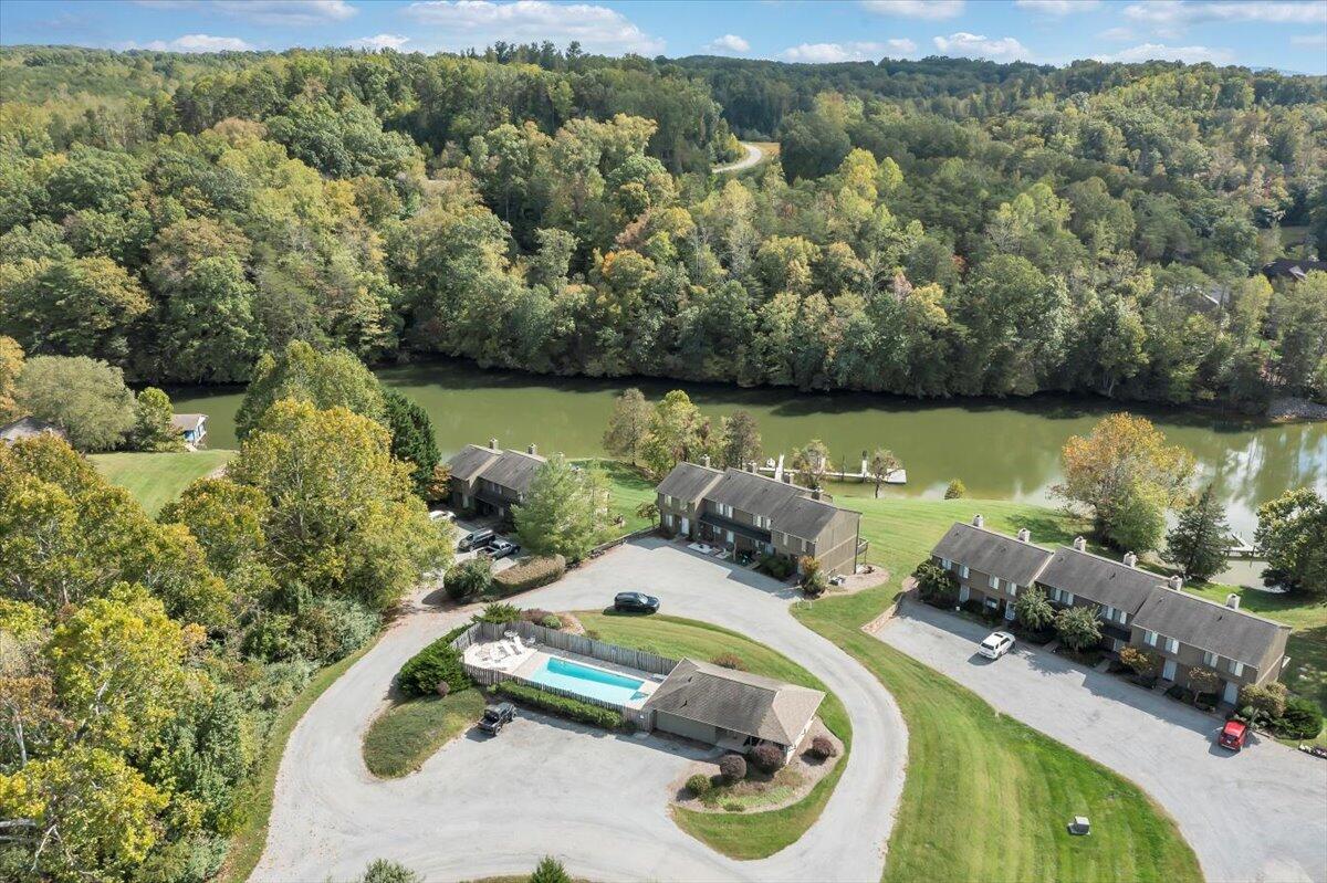 301 Harbor Ridge Drive Goodview, VA 24095 - Photo 40 of 56 39-DJI_0396