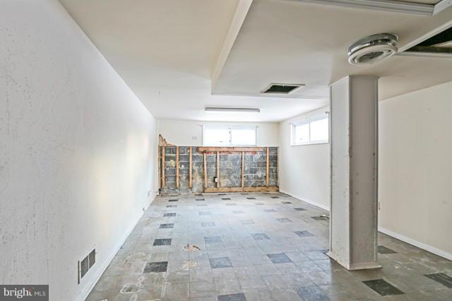 8704 Riggs Road Hyattsville, MD 20783 - Photo 4 of 25 a view of entryway