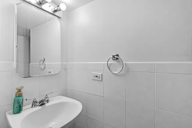 $674,900 | 5032 Crain Street, Skokie, IL 60077