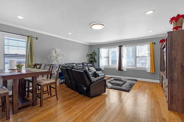 $674,900 | 5032 Crain Street, Skokie, IL 60077