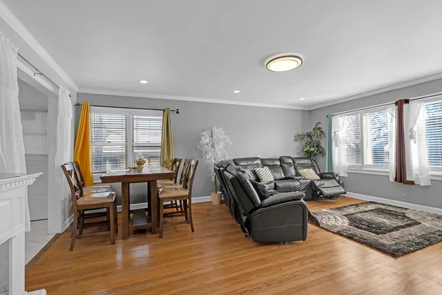 $674,900 | 5032 Crain Street, Skokie, IL 60077