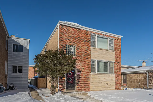$674,900 | 5032 Crain Street, Skokie, IL 60077