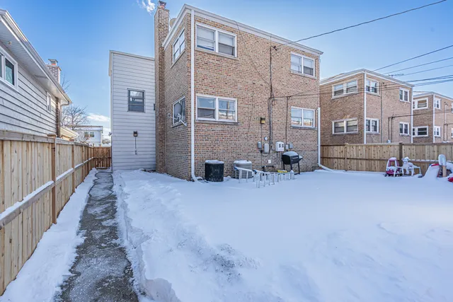 $674,900 | 5032 Crain Street, Skokie, IL 60077