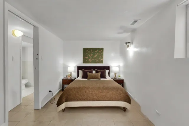 $674,900 | 5032 Crain Street, Skokie, IL 60077