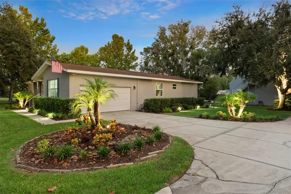 $595,000 | 20018 Bill Collins Road, Eustis, FL 32736