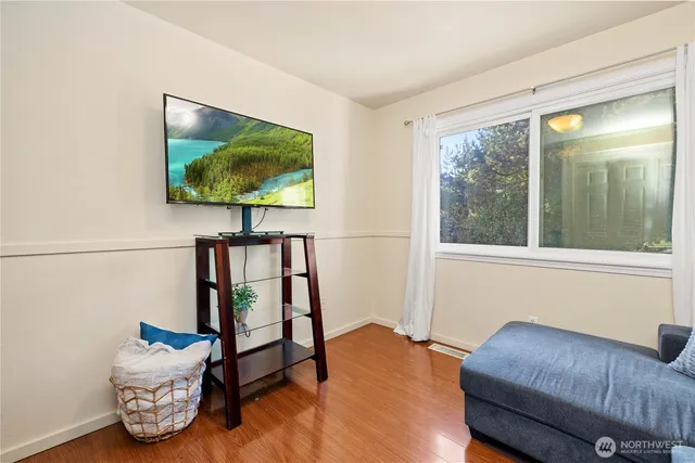 $274,950 | 2111 Kent Des Moines Road, Unit 39, Des Moines, WA 98198