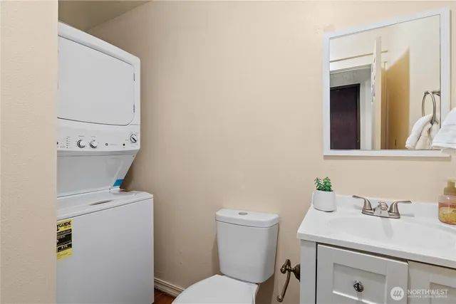 $274,950 | 2111 Kent Des Moines Road, Unit 39, Des Moines, WA 98198