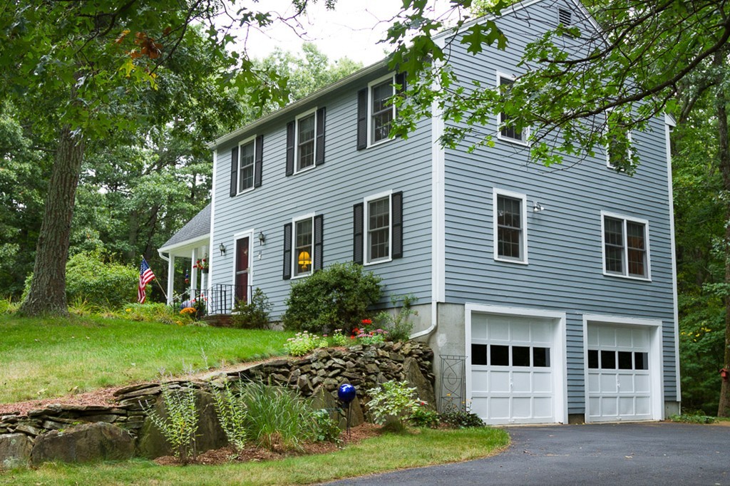 23 Robert Road Tyngsborough, MA 01879 - Photo 1 of 24 Gallery Image 1