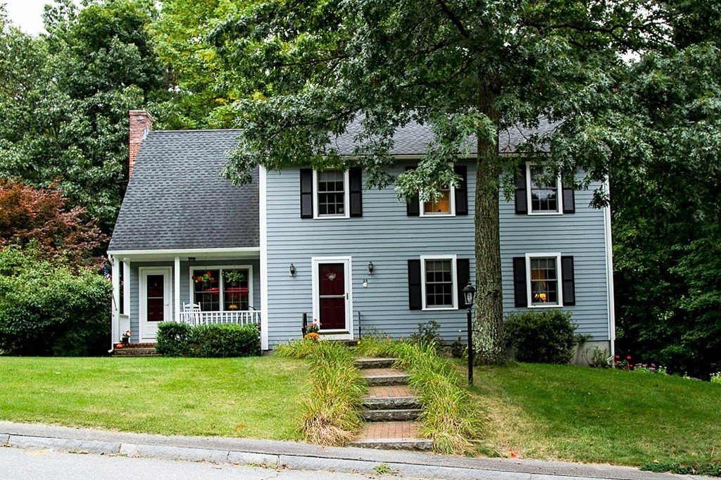 23 Robert Road Tyngsborough, MA 01879 - Photo 2 of 24 Gallery Image 2