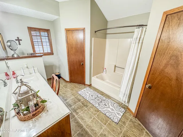 $224,900 | 200 Babbling Brook Drive, Lafayette, LA 70506