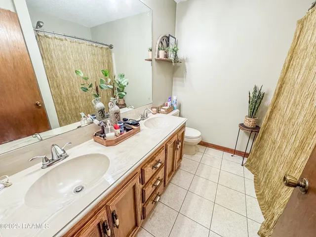 $224,900 | 200 Babbling Brook Drive, Lafayette, LA 70506