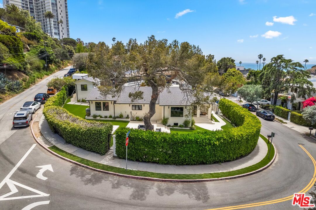 266 Mabery Road Santa Monica, CA 90402 - Photo 1 of 47