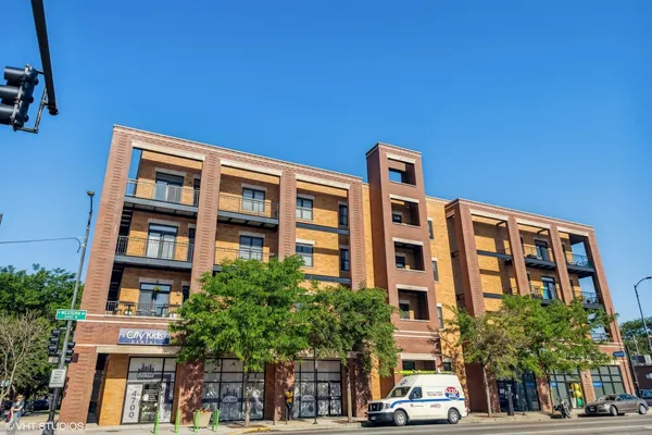 $495,000 | 4700 North Western Avenue, Unit 2D, Chicago, IL 60625