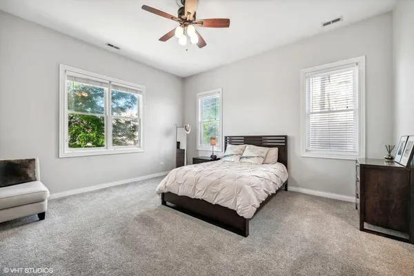 $495,000 | 4700 North Western Avenue, Unit 2D, Chicago, IL 60625