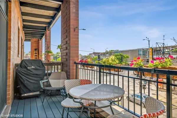 $495,000 | 4700 North Western Avenue, Unit 2D, Chicago, IL 60625