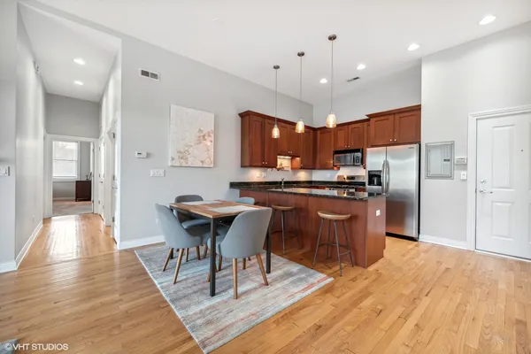 $495,000 | 4700 North Western Avenue, Unit 2D, Chicago, IL 60625