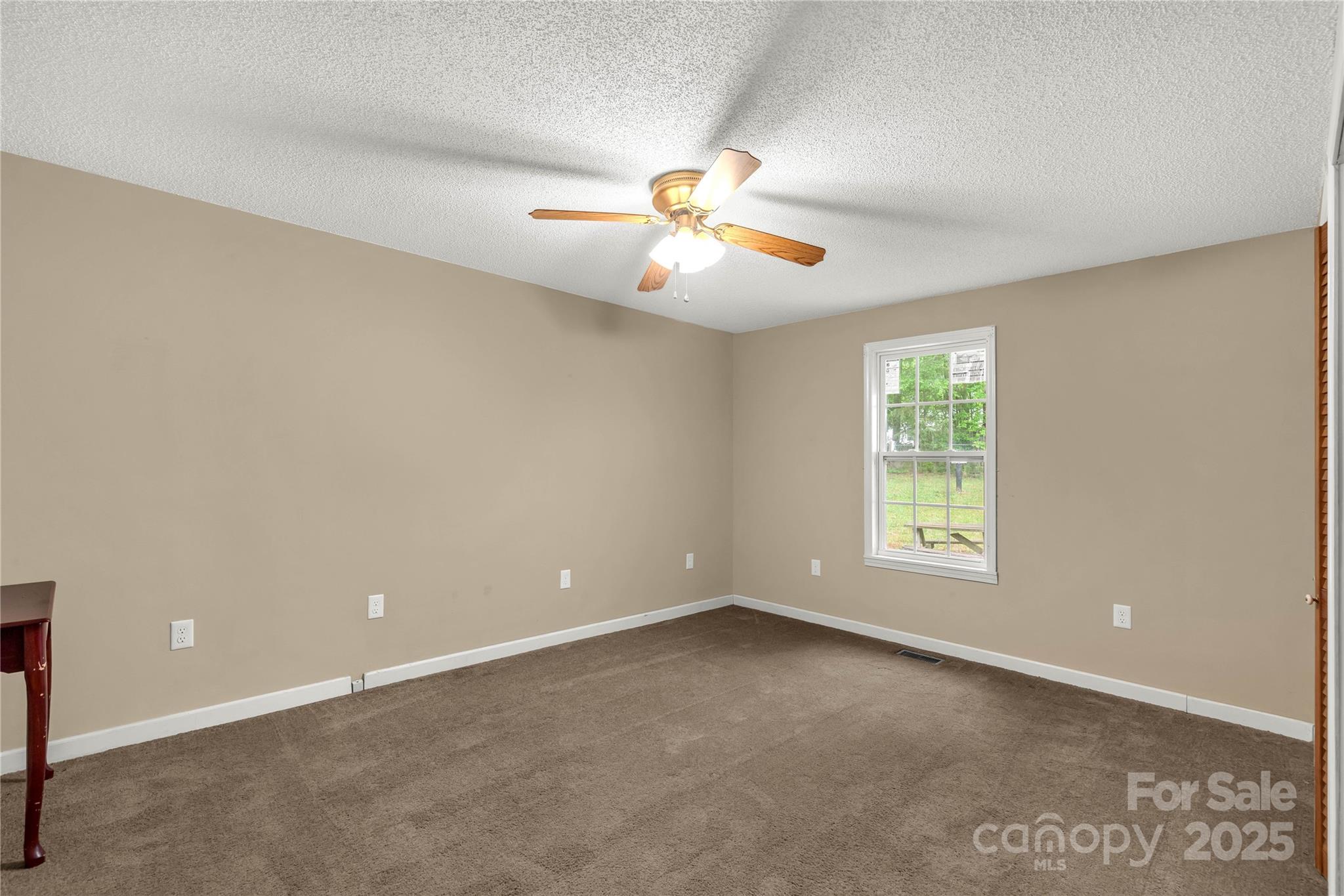 1215 Eastcreek Road Fort Lawn, SC 29714 - Photo 17 of 33 Gallery Image 17