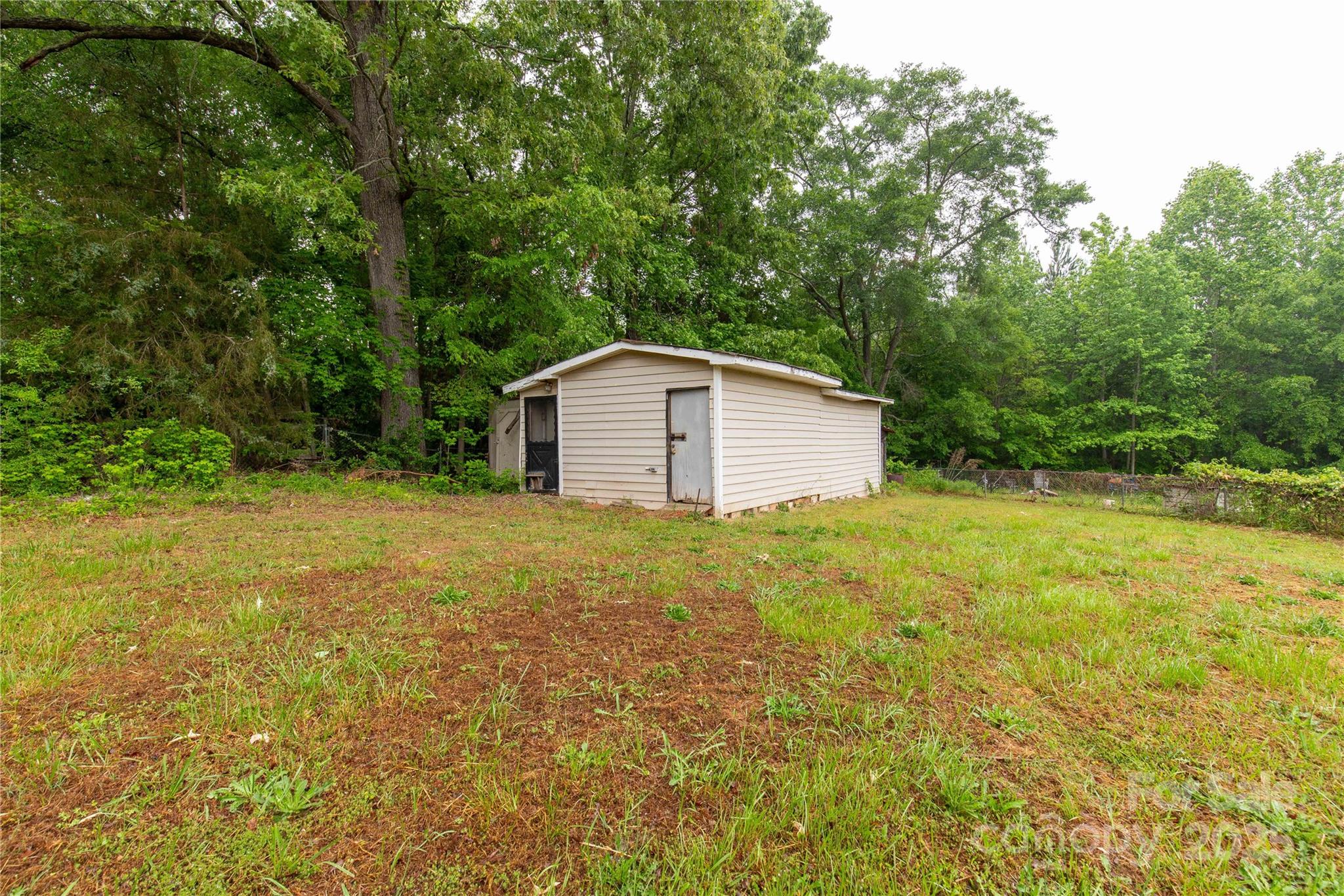 1215 Eastcreek Road Fort Lawn, SC 29714 - Photo 26 of 33 Gallery Image 26