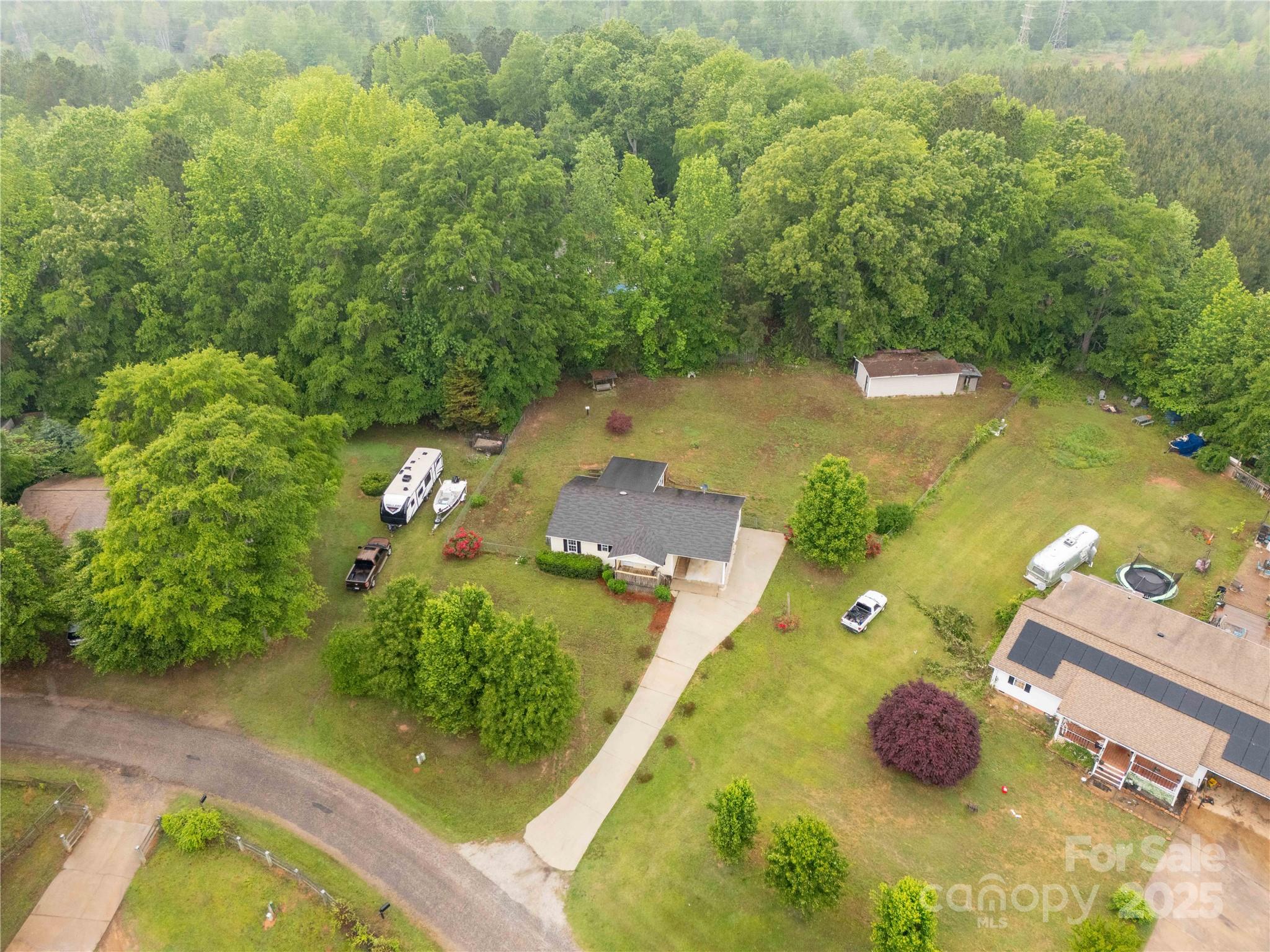 1215 Eastcreek Road Fort Lawn, SC 29714 - Photo 27 of 33 Gallery Image 27
