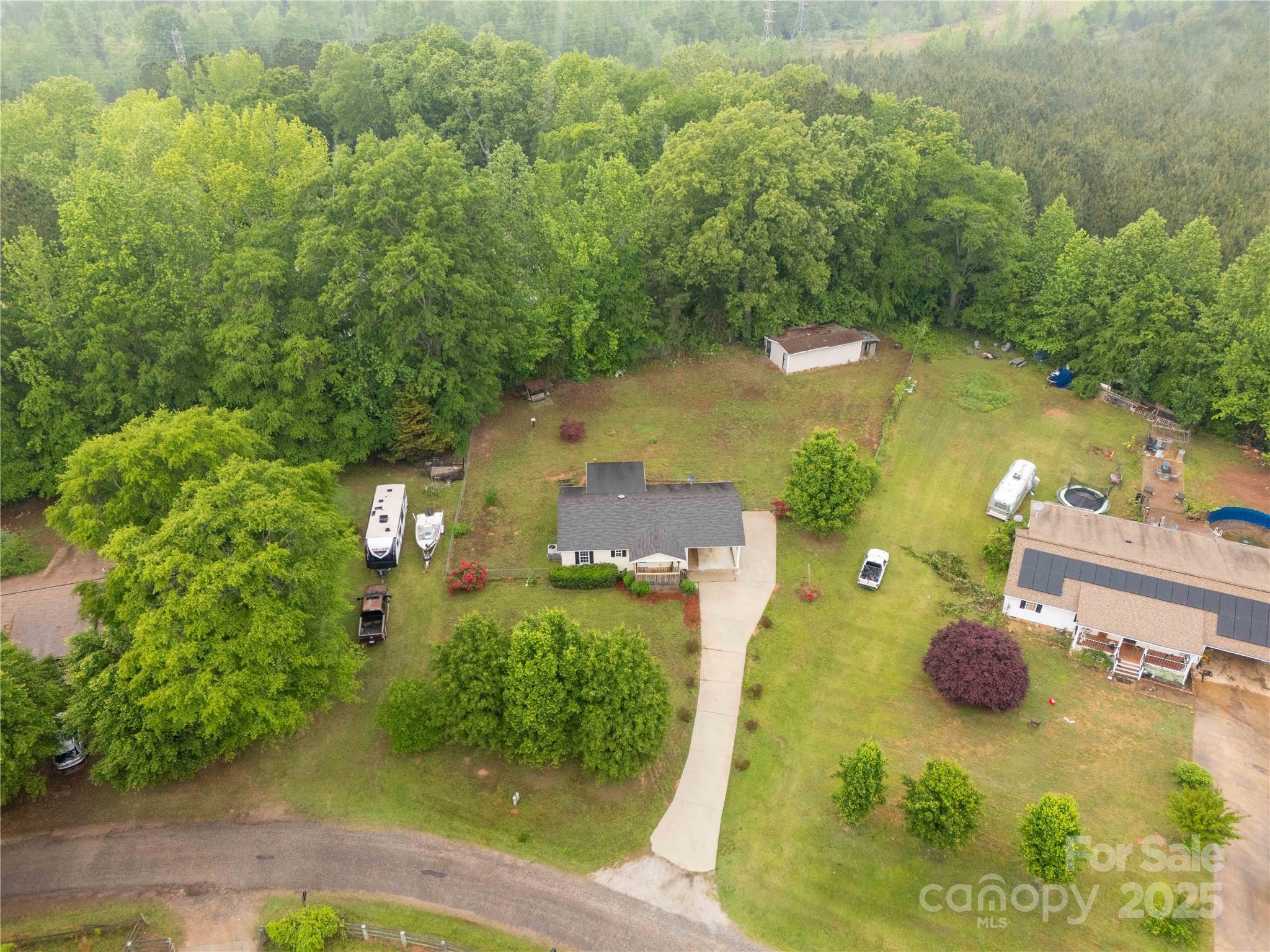 1215 Eastcreek Road Fort Lawn, SC 29714 - Photo 28 of 33 Gallery Image 28