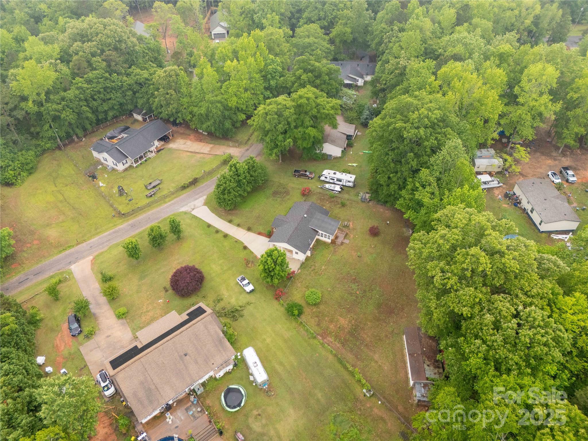 1215 Eastcreek Road Fort Lawn, SC 29714 - Photo 31 of 33 Gallery Image 31