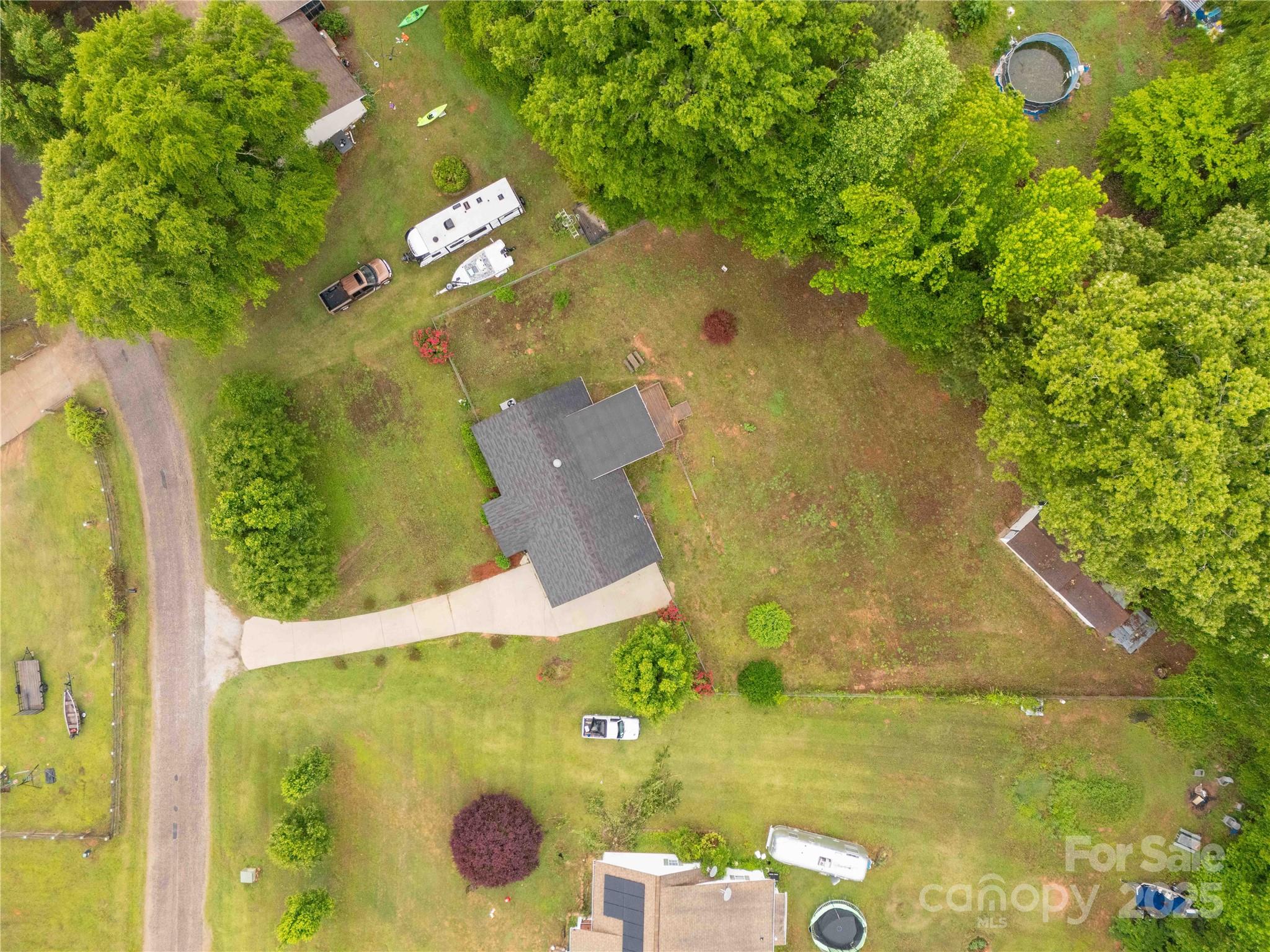1215 Eastcreek Road Fort Lawn, SC 29714 - Photo 32 of 33 Gallery Image 32