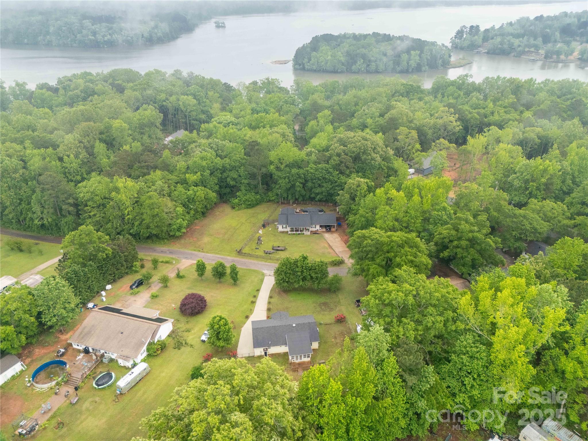 1215 Eastcreek Road Fort Lawn, SC 29714 - Photo 33 of 33 Gallery Image 33