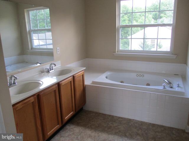 123 Spry Island Road Joppa, MD 21085 - Photo 6 of 28 Bath (Master)