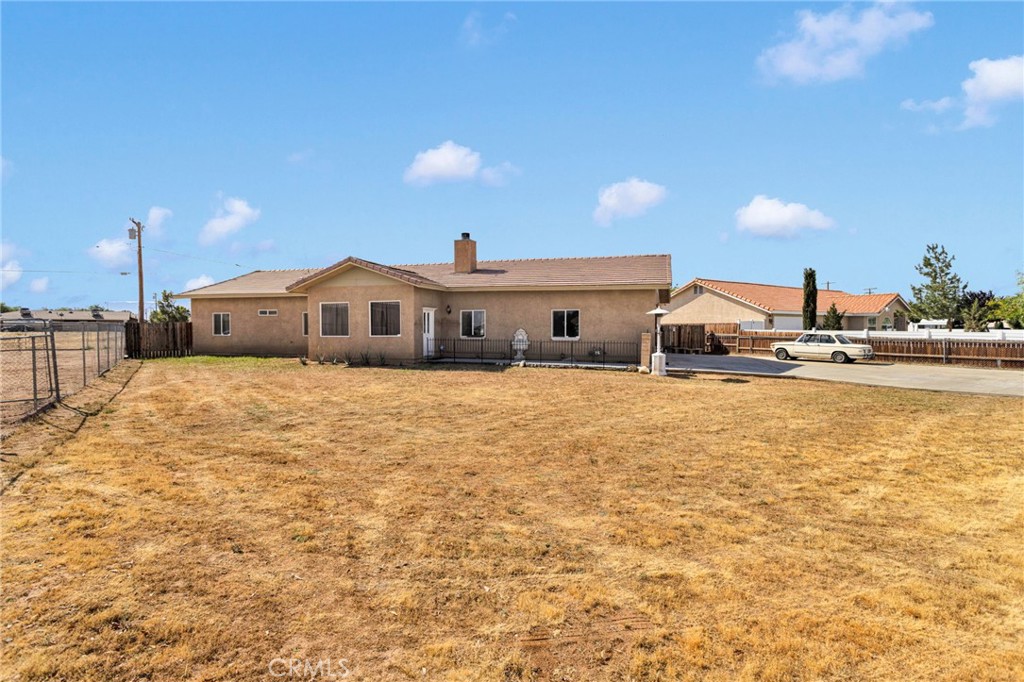 20151 Serrano Road Apple Valley, CA 92307 - Photo 4 of 59