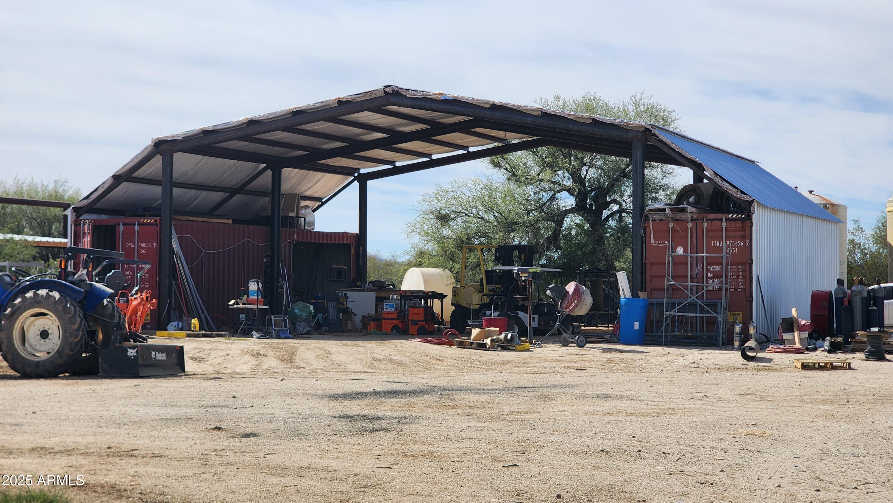 35448 2nd Street Wenden, AZ 85357 - Photo 37 of 74 Shop Area