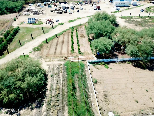 $885,000 | 35448 2nd Street, Wenden, AZ 85357