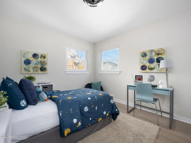 $349,900 | 329 High Ridge Road, Hillside, IL 60162