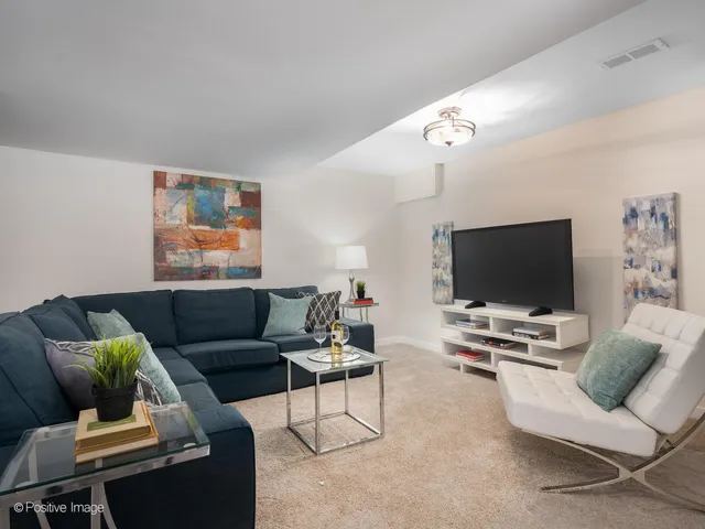 $349,900 | 329 High Ridge Road, Hillside, IL 60162